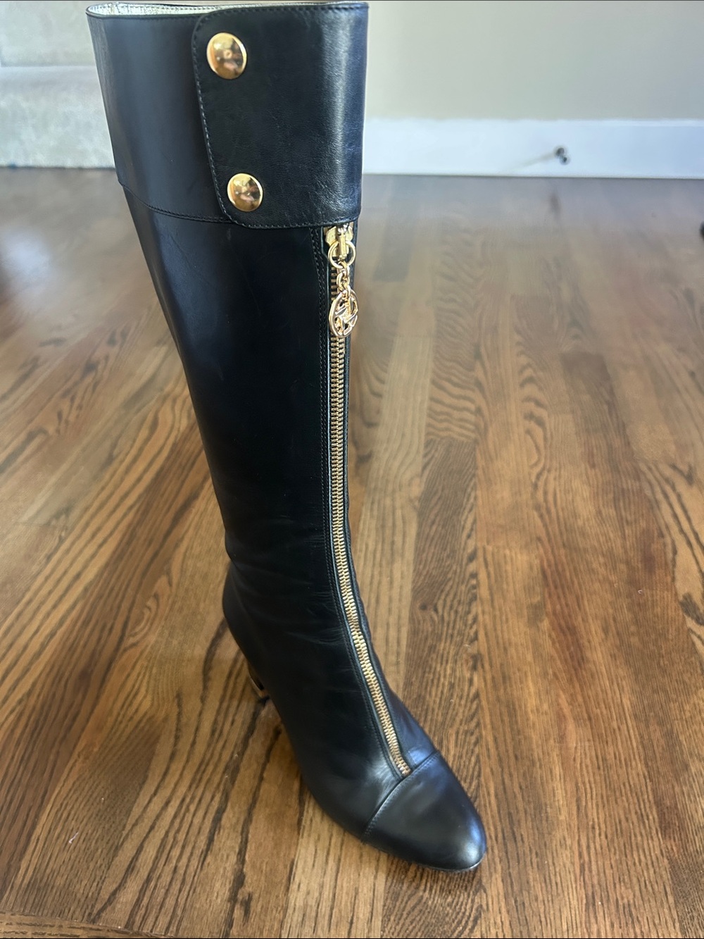 Black Italian leather boots - Picture 4 of 8